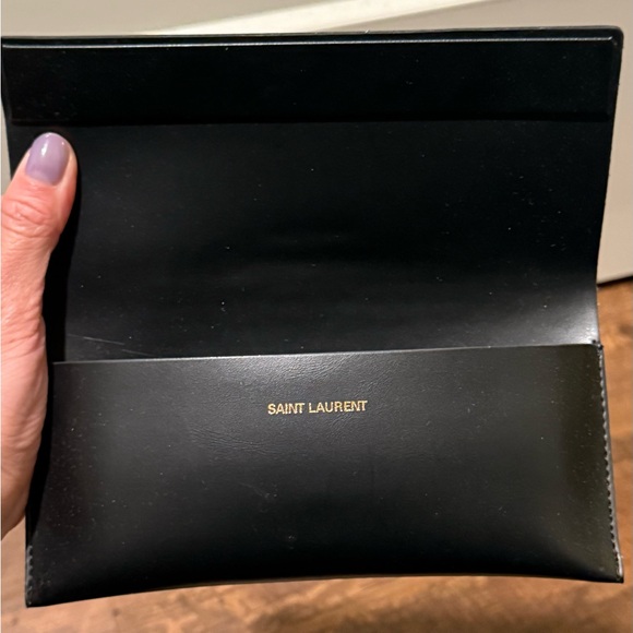 Saint Laurent “Stella” tortoise cat eye sunglasses in Havana/green - Picture 9 of 11